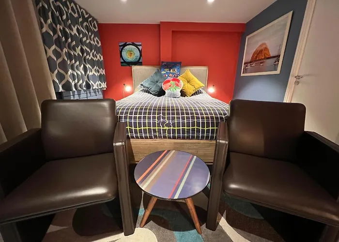 ベッド・アンド・ブレックファスト Le Talisman 4*