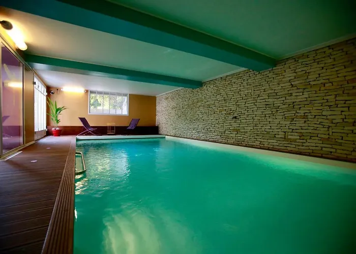 Le Talisman ベッド・アンド・ブレックファスト サン＝ジェルマン＝アン＝レー